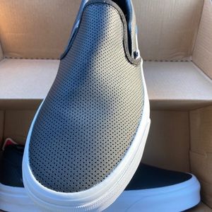 Vans classic leather slip on size 9 in women’s